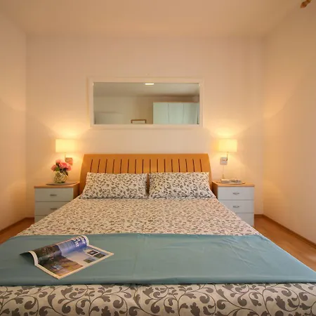 Modernes Mit Privater Terrasse, Grillbereich, Spielplatz, Liegen, Privatparkplatz 公寓 *
